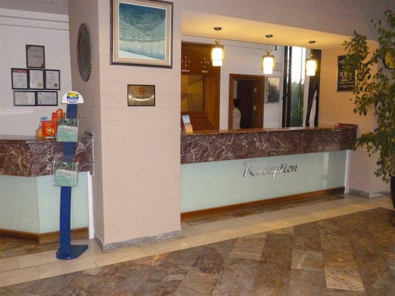 Babaylon Hotel Çeşme Exterior foto