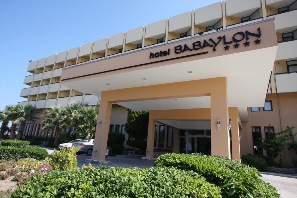 Babaylon Hotel Çeşme Exterior foto