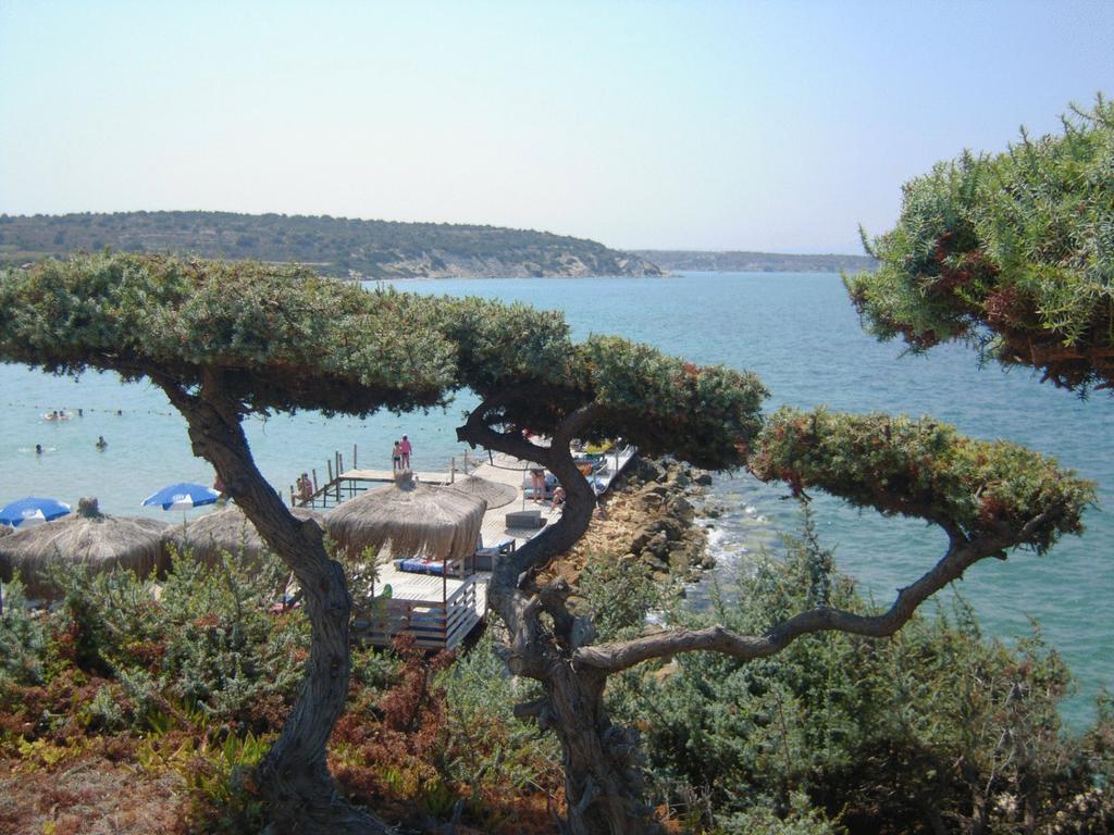 Babaylon Hotel Çeşme Exterior foto