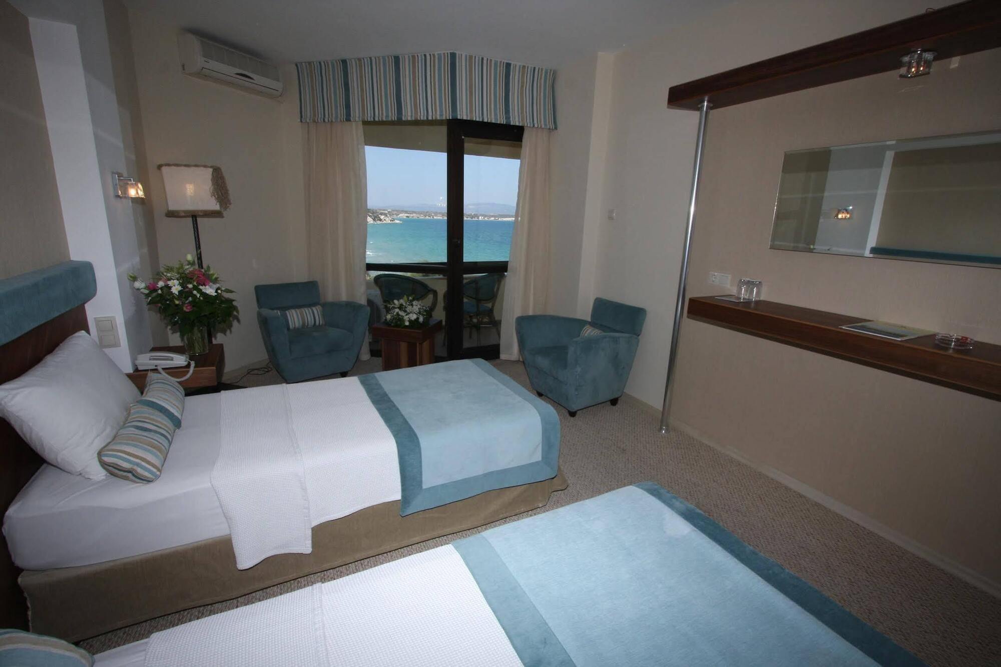 Babaylon Hotel Çeşme Zimmer foto